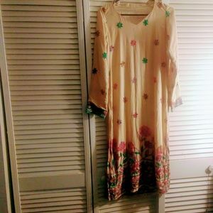 Cream kurta with multi color kashmiri embroidery.
